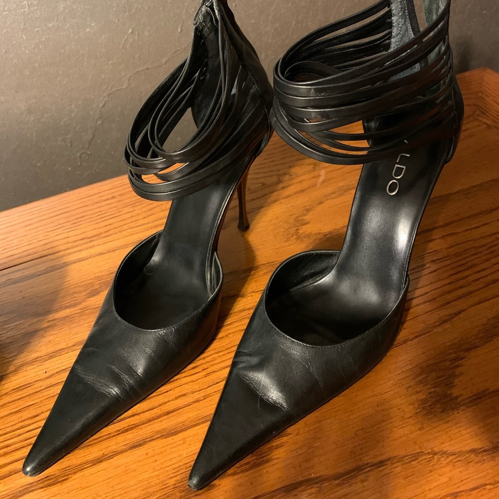Black Aldo Heels